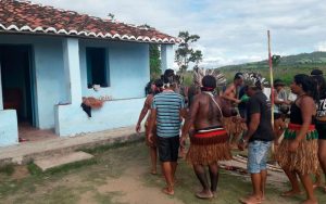 Após dois dias, indígenas desocupam fazenda da família de Geddel na Bahia