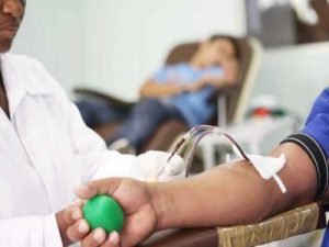 Quem se vacinar contra a febre amarela fica impedido de doar sangue por 4 semanas
