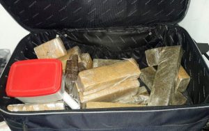 Arraial D'Ajuda: Argentino vende drogas 'delivery' e é preso ao sair para fazer entrega