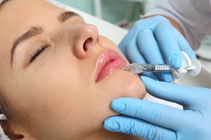 Dentistas estão proibidos pela Justiça de aplicar botox e bichectomia em pacientes