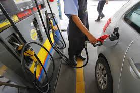 Preço médio da gasolina sobe pela 13ª semana e valor por litro chega a R$ 4,19