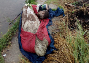 Corpo de homem decapitado é abandonado na calçada em Porto Seguro