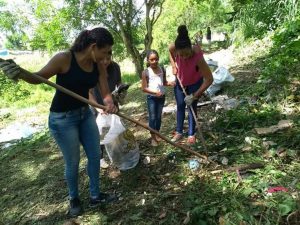 Em preparação para o Dia da Água, ambientalistas realizam limpeza da Lagoa do Jacaré em Itamaraju