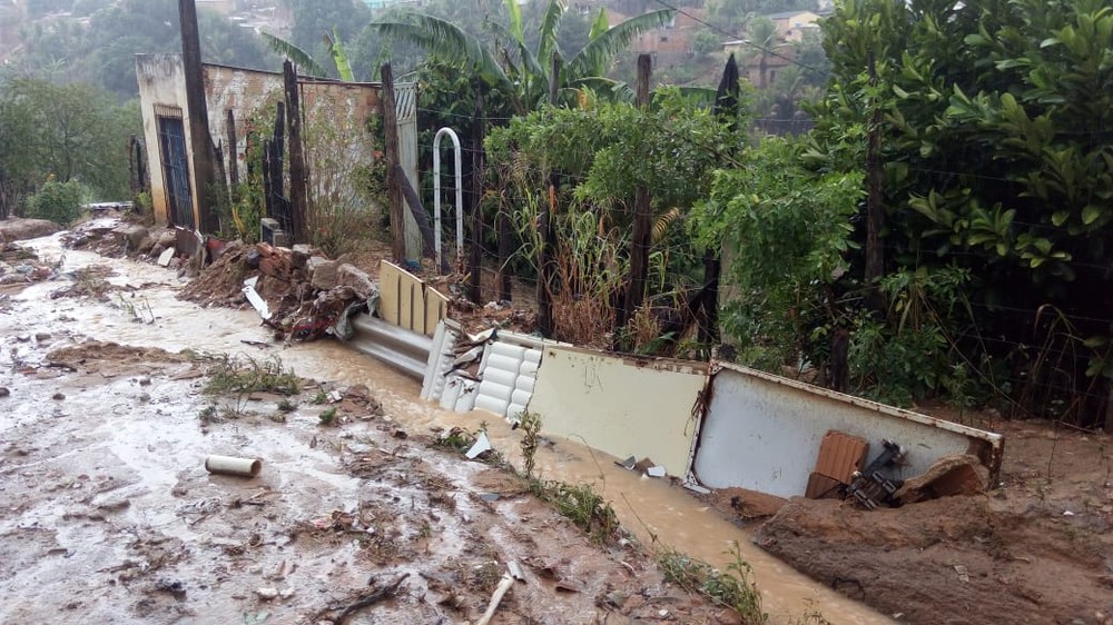 Chuva atinge a região e causa estragos em Itamaraju e Jucuruçu