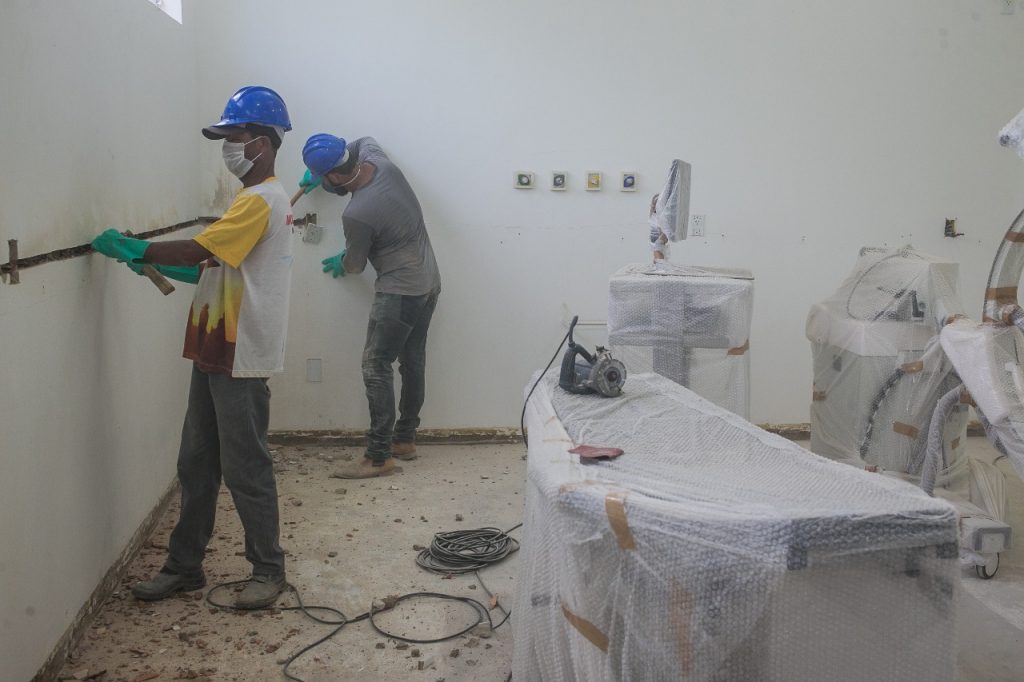 Teixeira de Freitas inicia obras de melhorias no Hospital Municipal