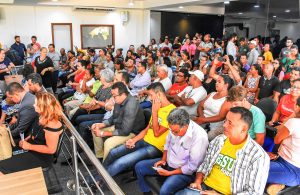 Agricultores e entidades sociais prestigiam lançamento do PAA