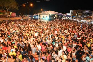 Gusttavo Lima e Zé Neto & Cristiano no Pedrão de Eunápolis