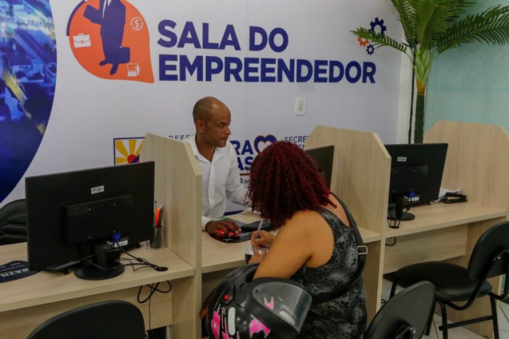 Teixeira: Sala do Empreendedor abre empresas em até 15 minutos