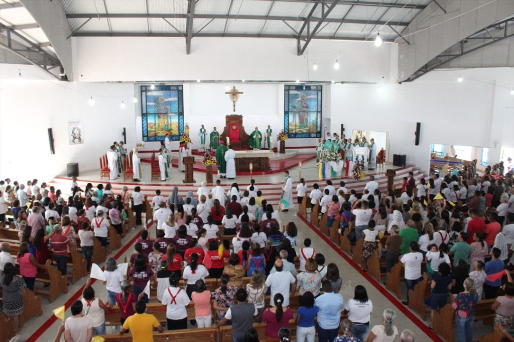 Teixeira: Celebração Diocesana do Domingo das Missões reúne fiéis na Catedral