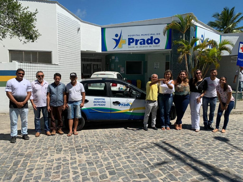 Hospital de Prado recebe veículo doado pela Câmara de Vereadores