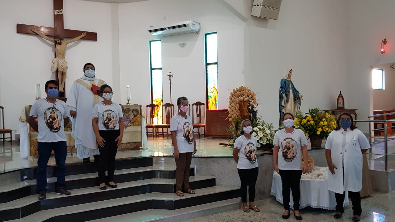 Itamaraju: Santo Antônio é celebrado com distribuição de pães e missa privada