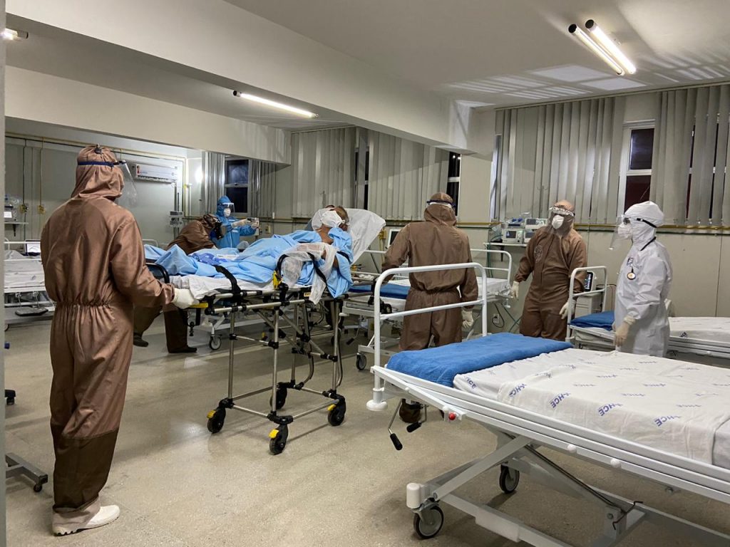 Hospital de atendimento Covid-19 em Eunápolis recebe os primeiros pacientes