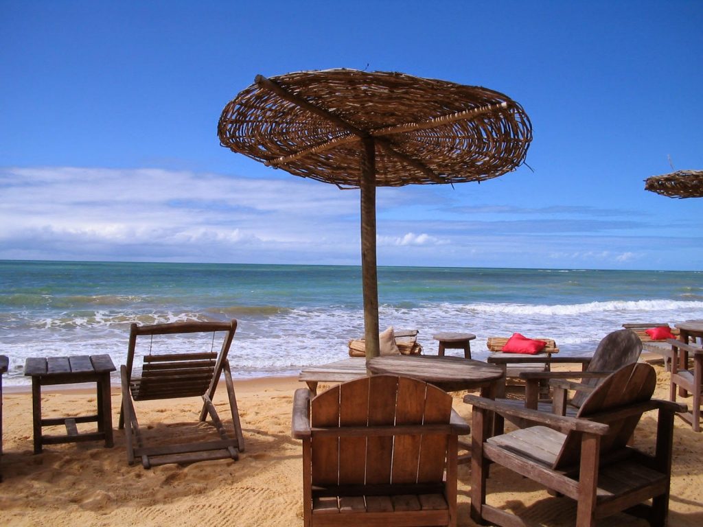 Empresários da Costa das Baleias discutem desafios para reposicionamento do turismo