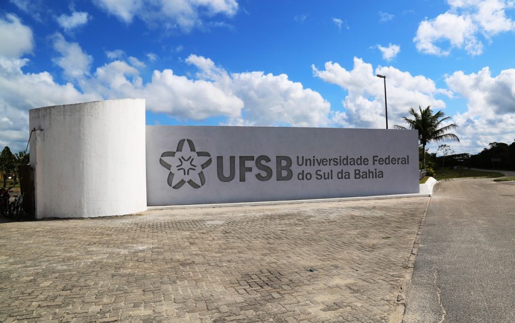 UFSB de Teixeira de Freitas abre Processo Seletivo para Professor Substituto