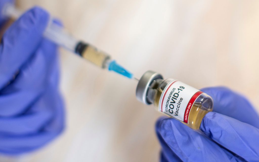 Covid-19: Bahia adquire 19,8 milhões de seringas para vacina