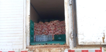ADAB apreende caminhão com 9 mil kg de galinha sem refrigeração