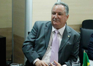 “Assegurar o alimento na mesa de todos é compromisso do meu mandato”, diz Carletto