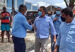 Comitiva de Santa Cruz Cabrália prestigia evento com governador Rui Costa em Belmonte