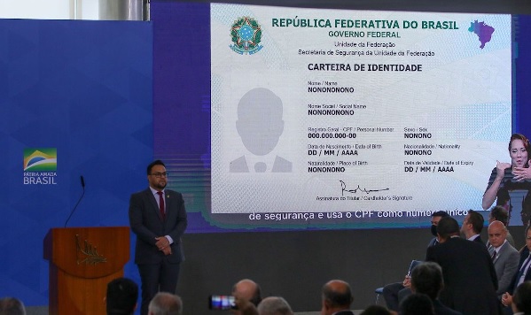 Governo Federal cria carteira de identidade nacional com número único