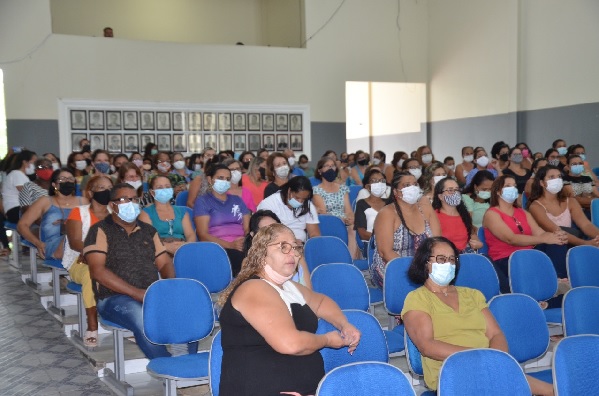 Fim do empasse: Câmara aprova PL que reajusta salario de professores de Itamaraju