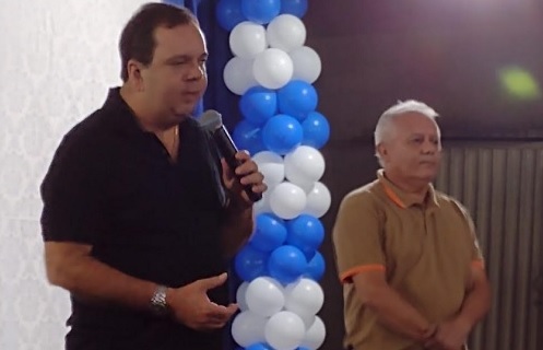 Em Itamaraju, Elmar se surpreende com o público; “não esperava essa quantidade de gente”