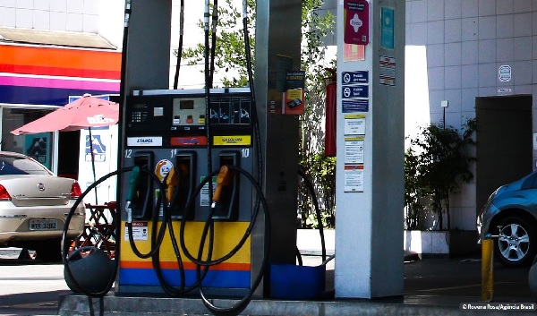 ANP determina que postos devem exibir preço de combustível com duas casas decimais