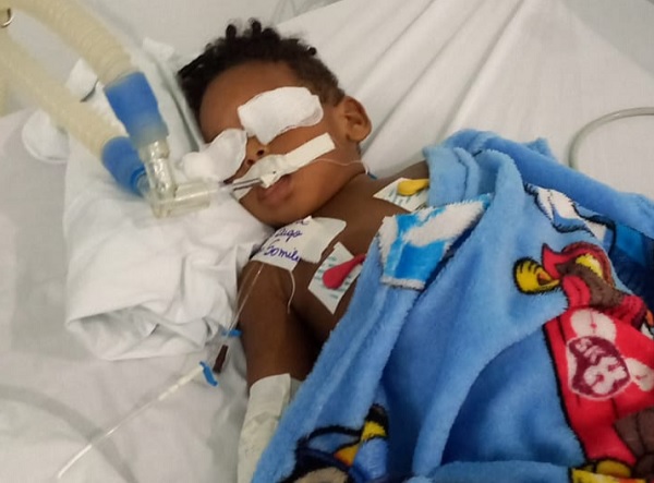 Itamaraju: Mãe implora por vaga em UTI para garotinho de 1 ano com bronquite viral