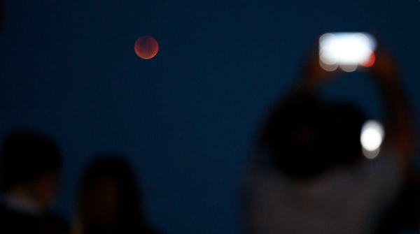 Eclipse no céu: Fim de semana terá Lua de Sangue “triplamente especial”