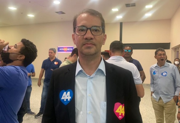 Apesar da exclusão de Zé Ronaldo da chapa, prefeito de Teixeira de Freitas prega unidade do grupo