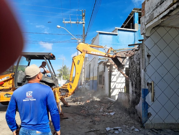 Imóvel de Frans Krajcberg em Nova Viçosa é destruído; Estado da Bahia repudia ação