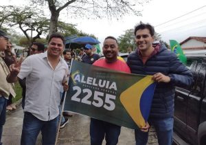 Léo Lopes participa de arrancada de João Roma e apresenta seus candidatos em Itamaraju