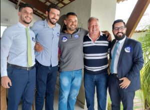 Neto e Ronaldo Carletto reúnem amigos para discutir lançamento oficial da campanha