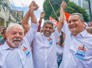 Time de Lula na Bahia realiza grande caminhada em Itamaraju nesse sábado