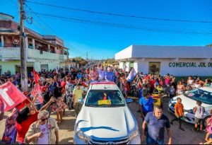 Jerônimo visita Prado e Itamaraju e garante universalização do acesso a água