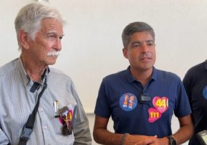 ACM Neto recebe apoio do prefeito de Brumado, filiado ao PSB; relação entre eles é antiga