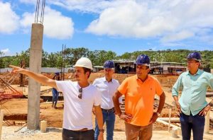 Com Policlínica de Saúde, Estado investe mais R$ 19 milhões em Ilhéus; prefeito visita obras