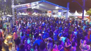 Mucuri: Abertura da Festa da Cidade contou com show de Elias Wagner e artistas locais