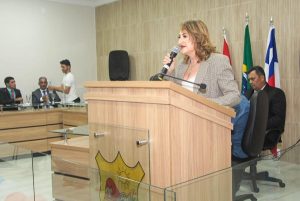 Jucuruçu: Com recursos próprios, Maria Nilza inaugura sede própria da Câmara de Vereadores