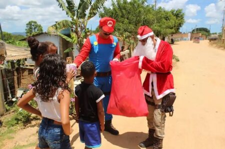 PM arrecada brinquedos para Natal de crianças carentes de Itamaraju; saiba como doar