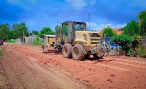 Prado: Ações de recuperação de estradas são intensificadas em Cumuruxatiba