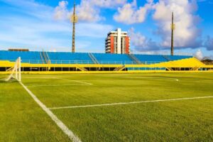 Prefeito entrega requalificação do Mário Pessoa e comemora retorno do estádio ao Campeonato Baiano