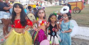 Bloco Pirulito e Maria Fulô animam pequenos foliões no Carnaval Cultural de Ilhéus