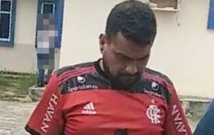 Motorista embriagado com mandado de prisão em aberto atropela mulher e acaba preso