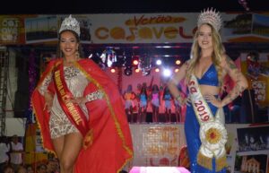 Carnaval de Caravelas tem início com coroação do Rei Momo e concurso Rainha do Carnaval