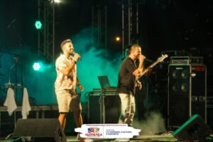 Shows com Jarley Rosa, Cris Mell, Turma do Cangaceiro e André e Mauro marcam primeira noite de Carnaval em Alcobaça