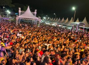Com média de 50 mil pessoas por noite, Carnaval de Itacaré 2023 chega ao fim
