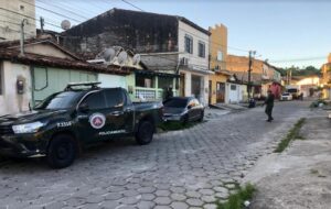 Porto Seguro: CIPPA captura pescador que aparece em vídeo matando tartaruga marinha