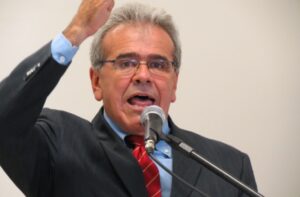 TCE-BA condena ex-prefeito de Teixeira de Freitas e herdeiros do seu antecessor a devolverem quase R$ 1 milhão