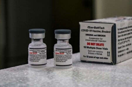 Público-alvo da vacina bivalente contra Covid-19 é ampliado em Teixeira de Freitas