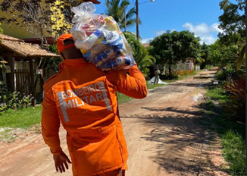 CBMBA entrega mais de 3 mil donativos às vítimas da chuva no Extremo Sul